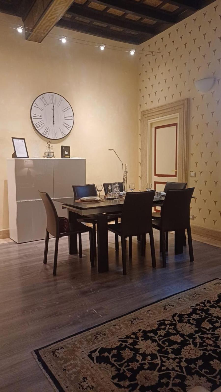 Nsm 71Viadelcorso Appartamento Con Terrazzo โรม ภายนอก รูปภาพ
